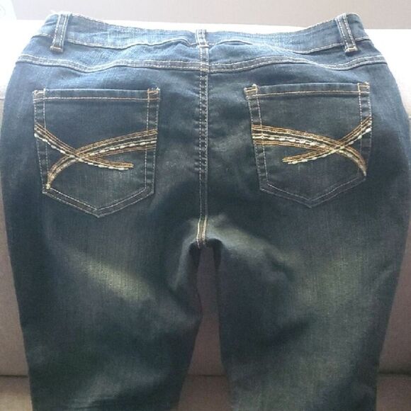 Mudd Blue Skinny Jeans with Sleek Modern Fit - Picture 2 of 9